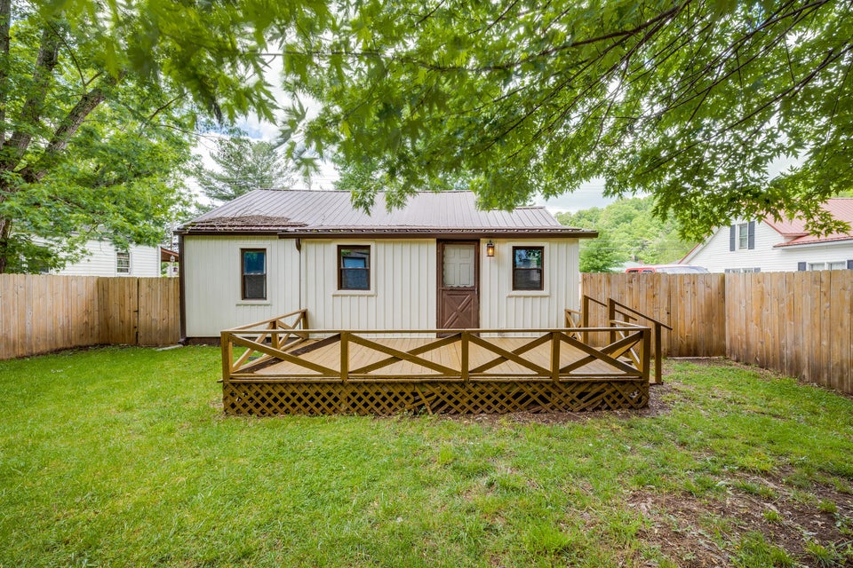 Photo #17: 636 Broyles Avenue