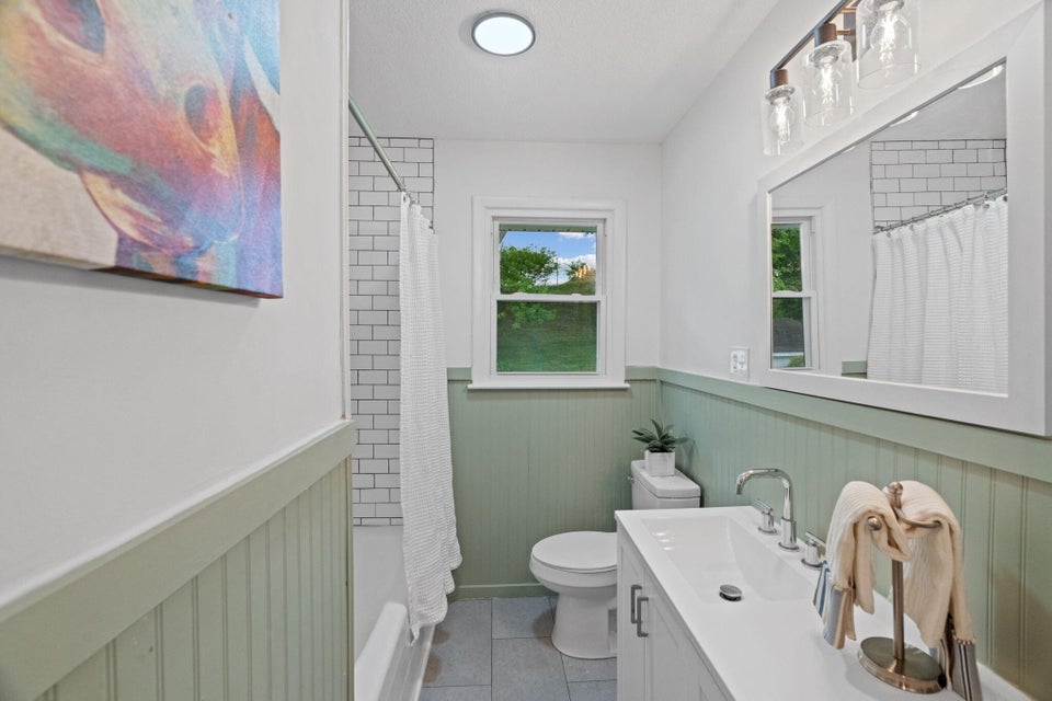 Photo #10: 337 Morningside Lane