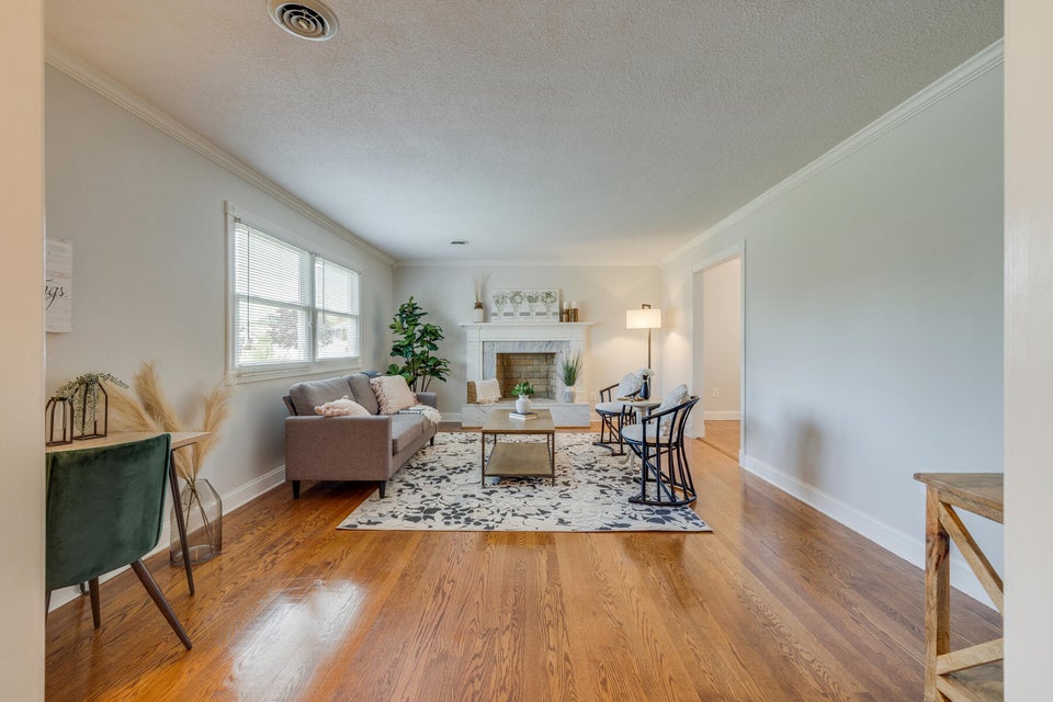 Photo #7: 1030 Wood Eden Drive