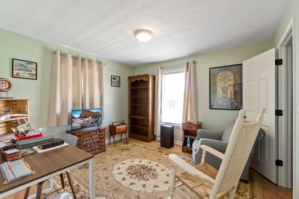 Photo #34: 75 Wayland Drive