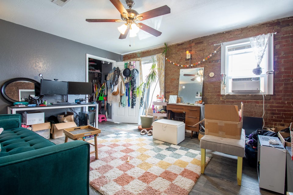 Photo #22: 809 Sullivan Street