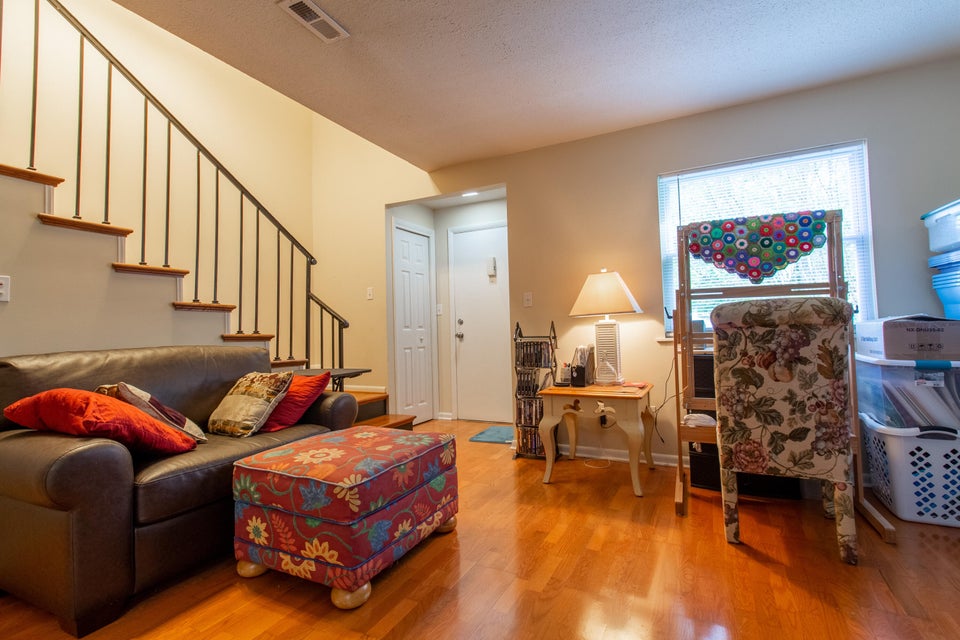 Photo #42: 800 Broyles Avenue