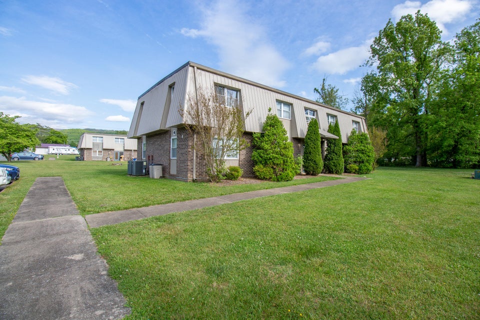 Photo #62: 800 Broyles Avenue