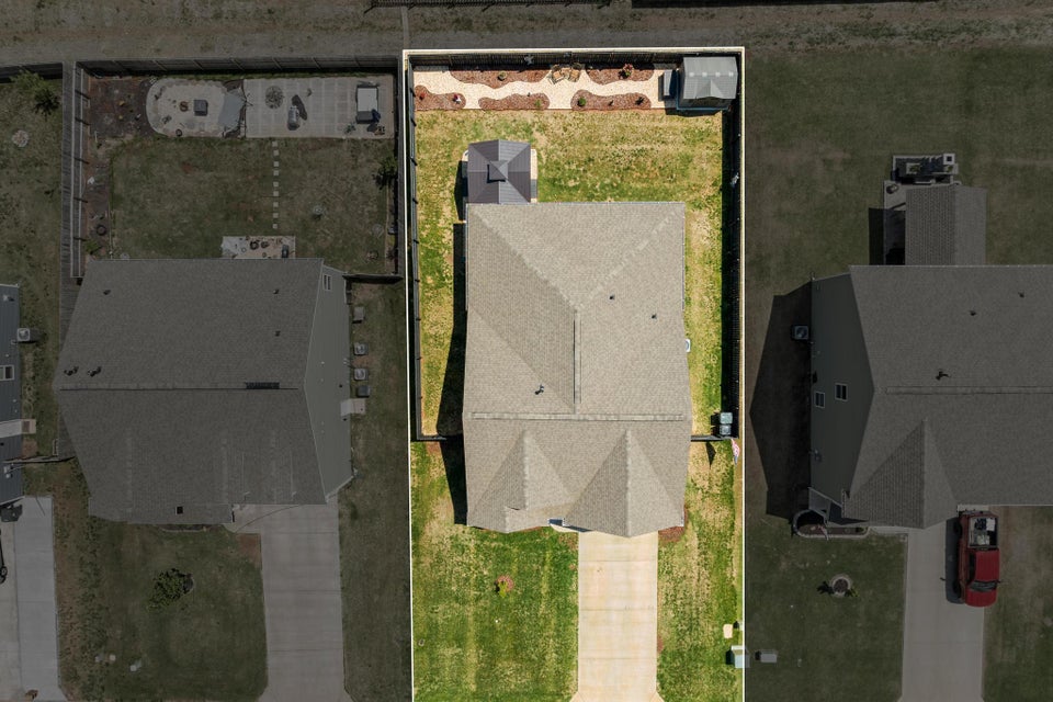 Photo #32: 1153 Raccoon Lane