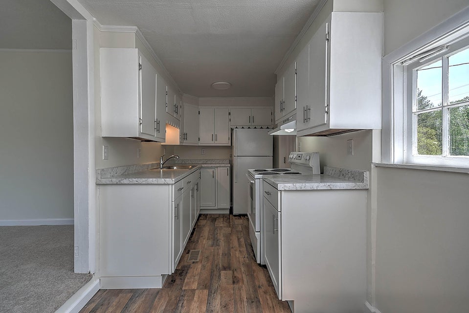 Photo #10: 1508 Unaka Avenue