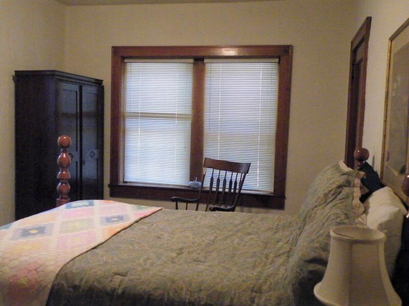 Photo #42: 1027 Summer Street