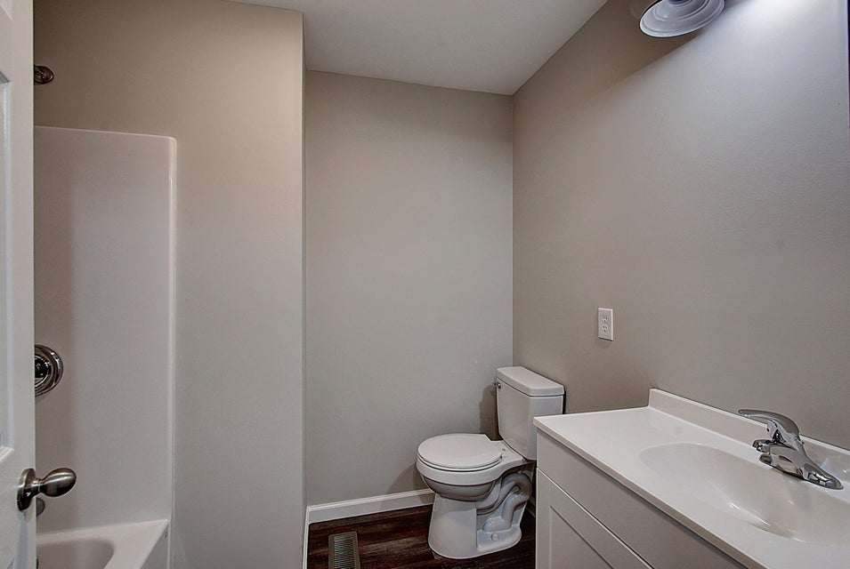 Photo #23: 206 Willow Street