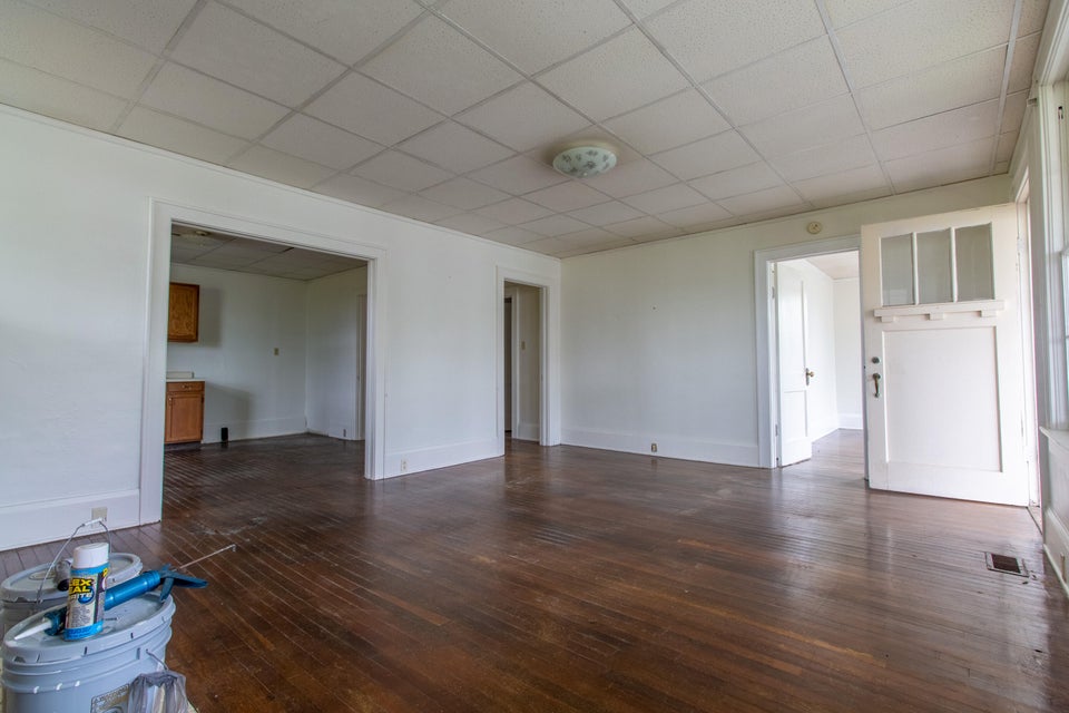 Photo #6: 818 5th Street