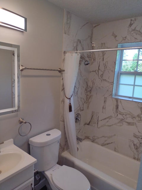 Photo #12: 2028 Sherwood Road