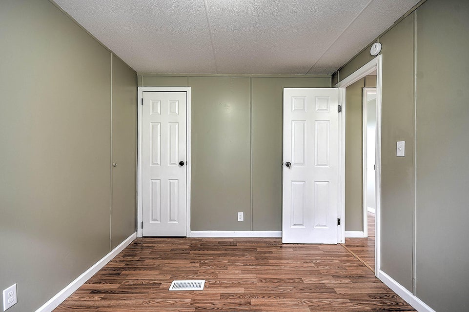 Photo #33: 246 Wesley Drive