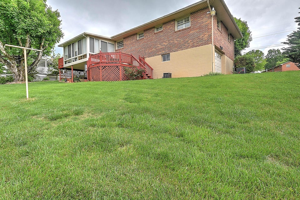 Photo #6: 411 Suburbia Drive