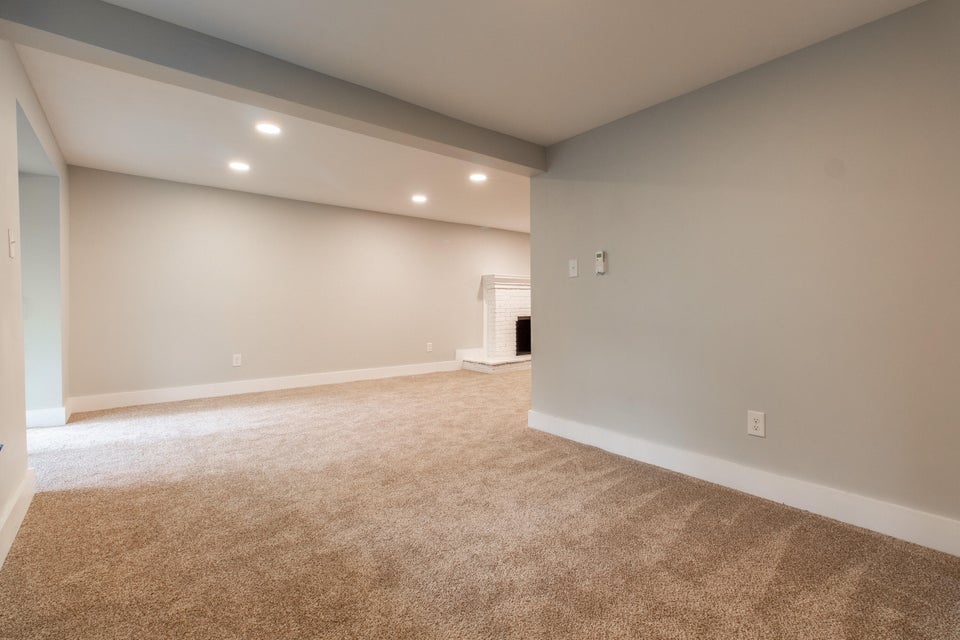 Photo #29: 226 Pamela Court
