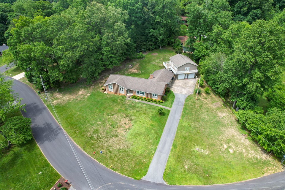 Photo #48: 300 Larkspur Drive