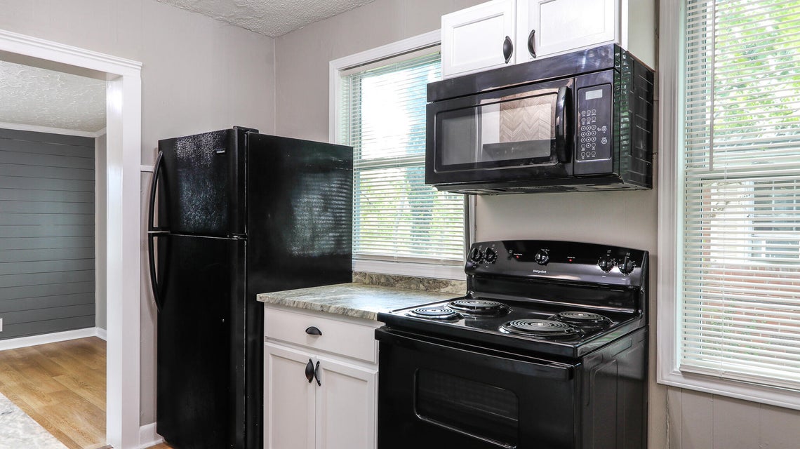 Photo #7: 1128 Myrtle Street