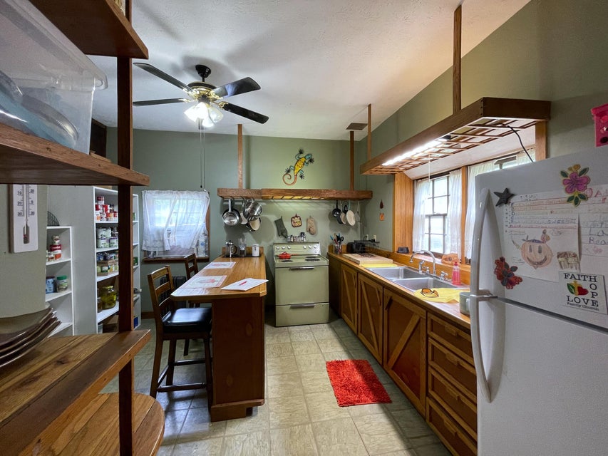 Photo #14: 781 Messer Place Road