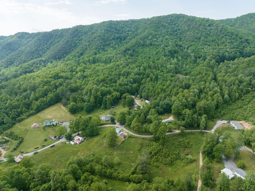 Photo #46: 206 Stout Hollow Road