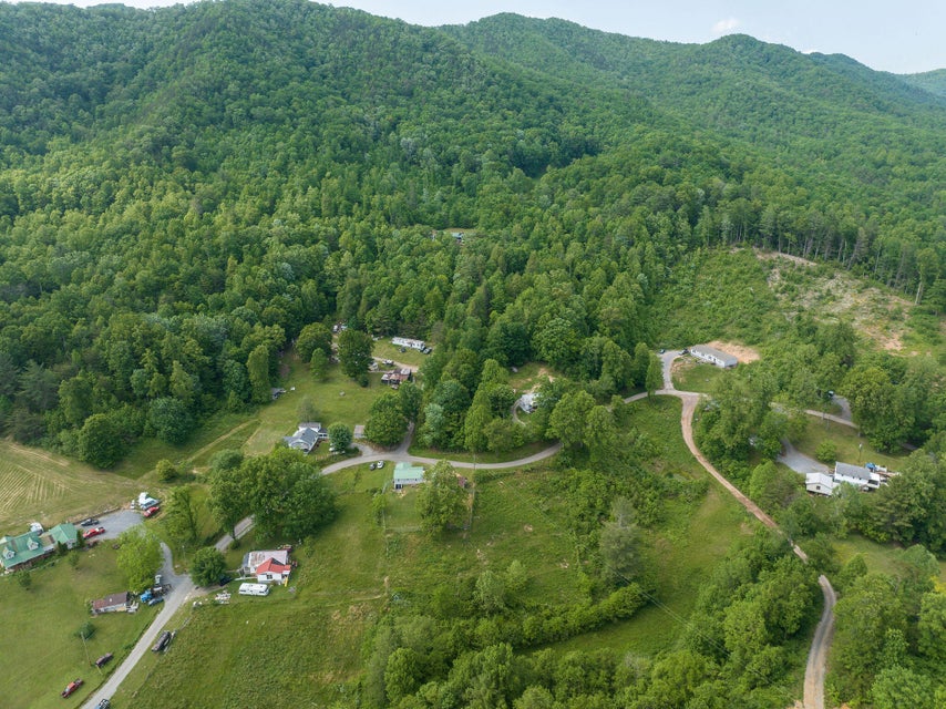 Photo #47: 206 Stout Hollow Road