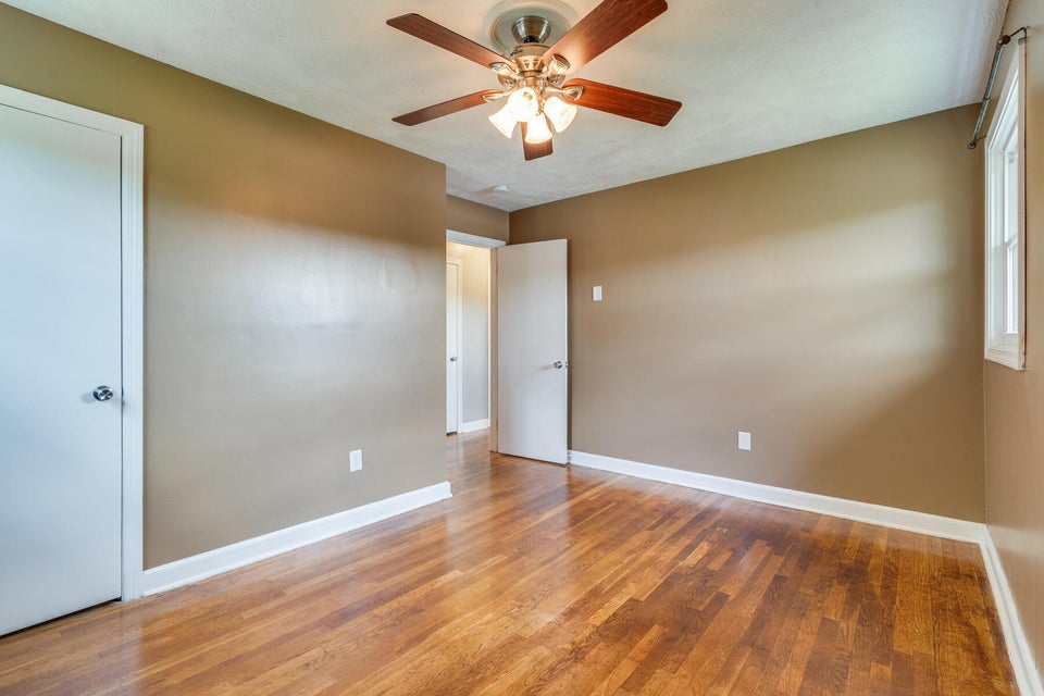 Photo #24: 432 Merriewood Drive