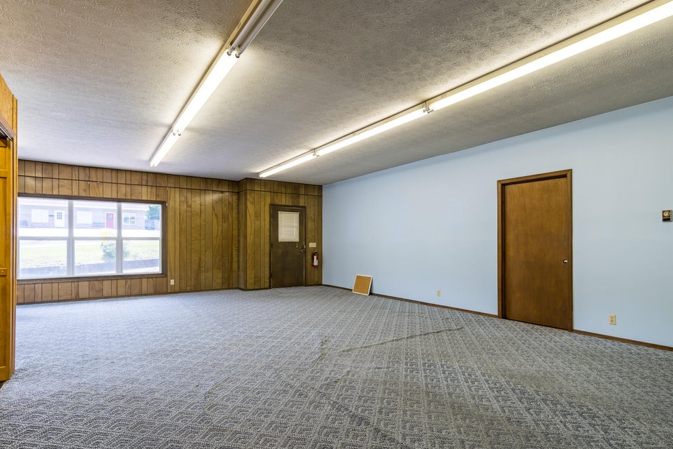Photo #7: 105 Brookfield Drive