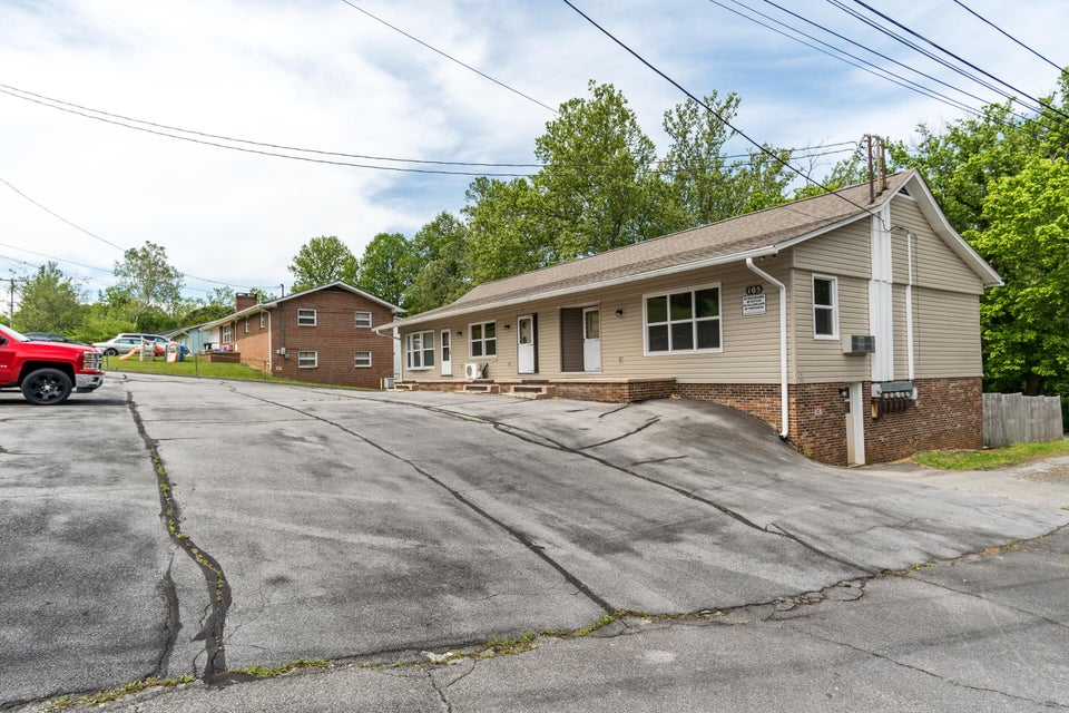 Photo #34: 105 Brookfield Drive