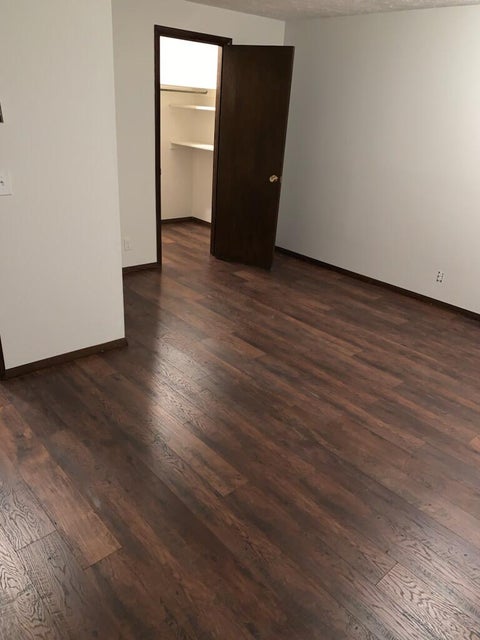 Photo #3: 105 Brookfield Drive