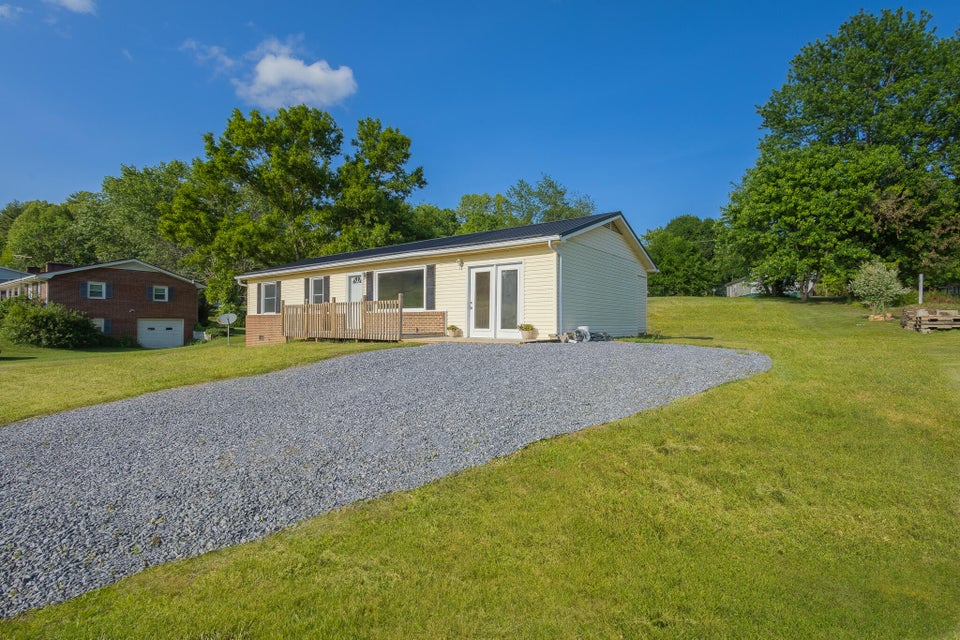 Photo #5: 33314 Widener Valley Road