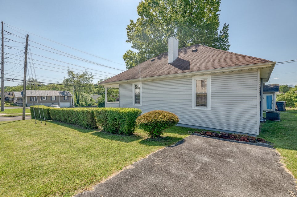 Photo #9: 1302 Virginia Avenue