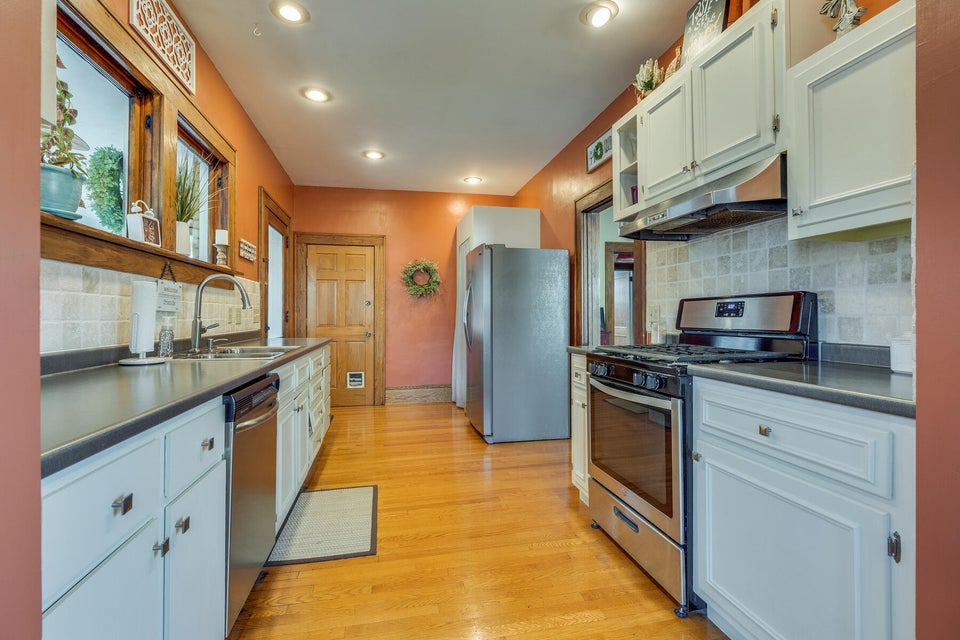 Photo #12: 210 G Street