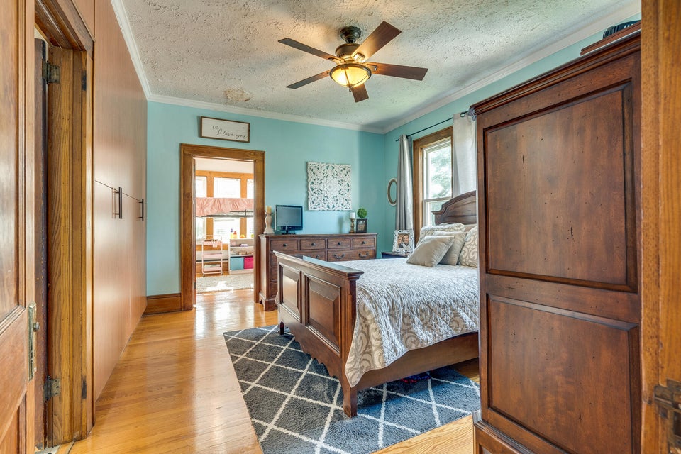 Photo #16: 210 G Street