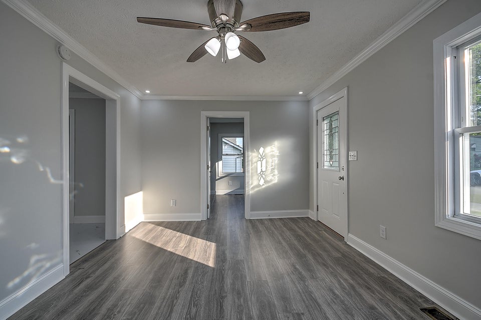 Photo #4: 1217 Chestnut Street