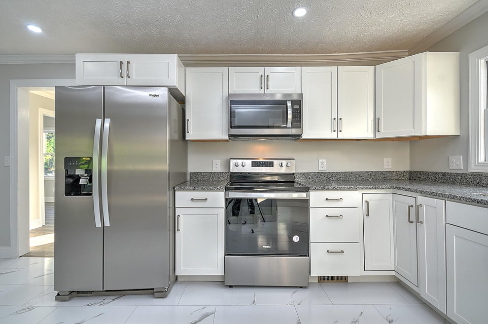 Photo #10: 1217 Chestnut Street
