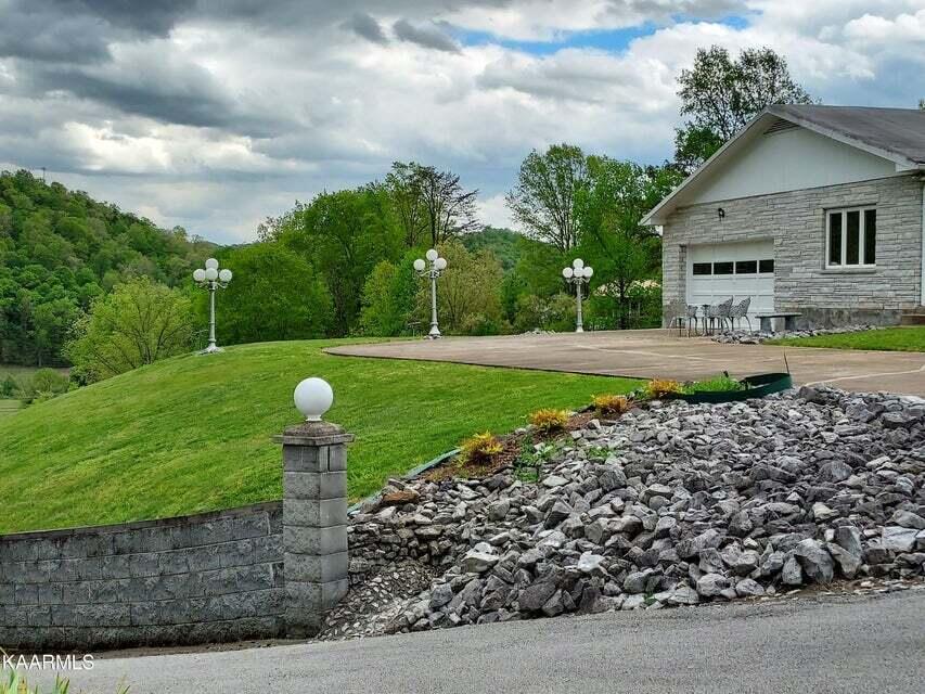 Photo #6: 283 Circle Drive