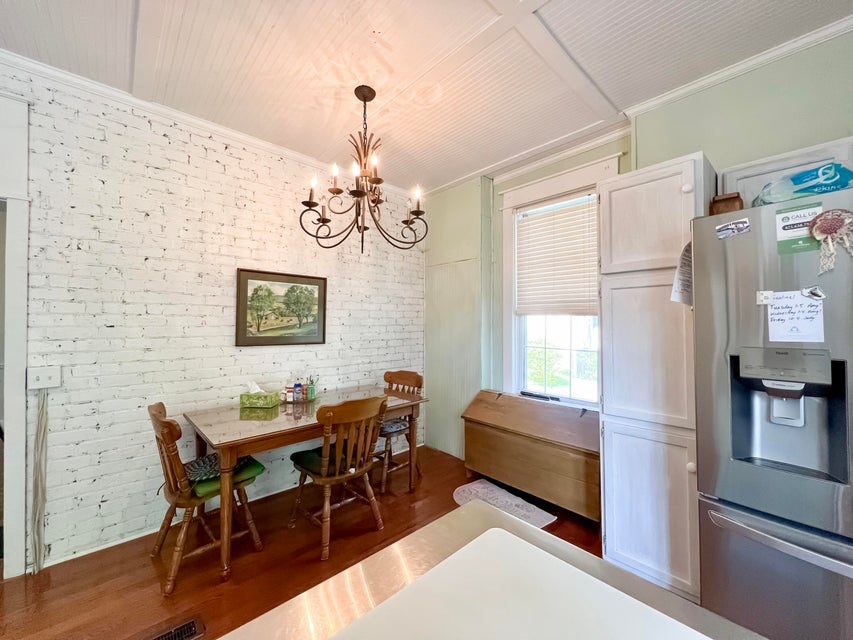 Photo #12: 402 Irish Street