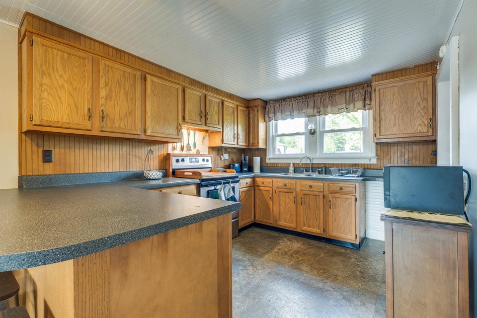 Photo #15: 916 Allison Rd Road