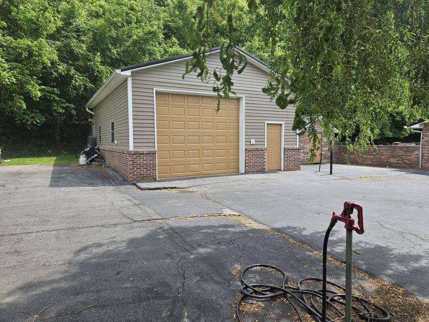 Photo #6: 125 Abe Lincoln Court