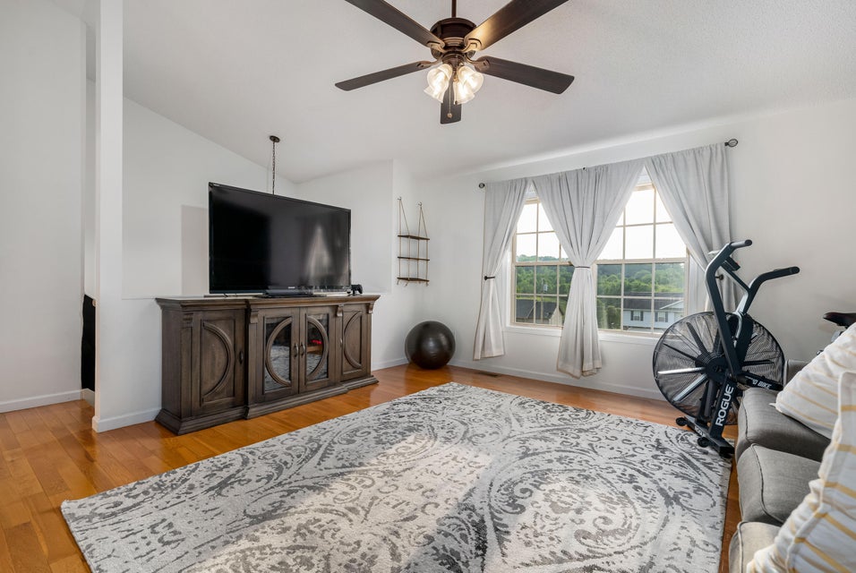 Photo #29: 77 Martins Glen Court