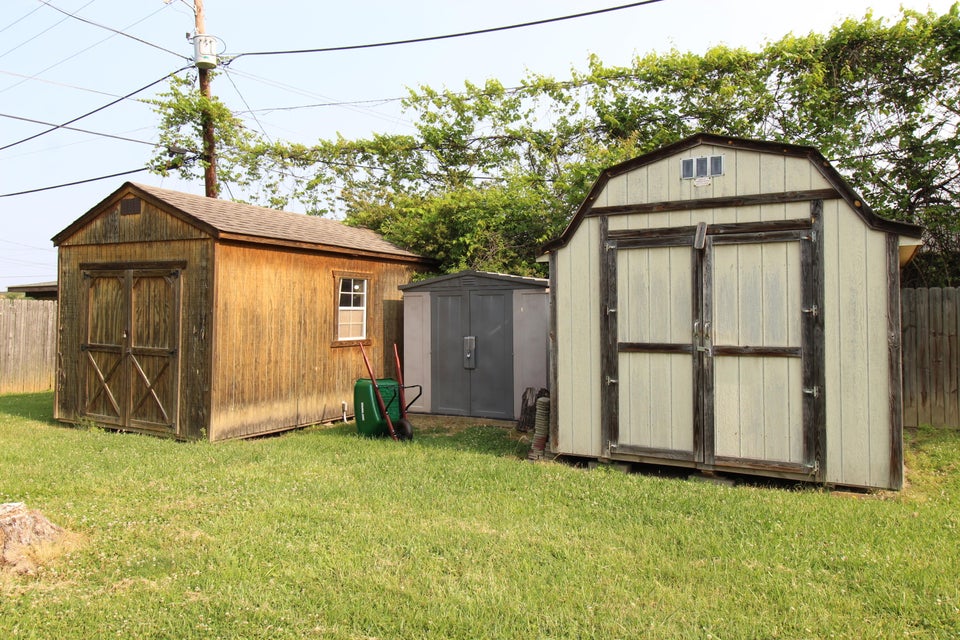 Photo #18: 1540 Central Street