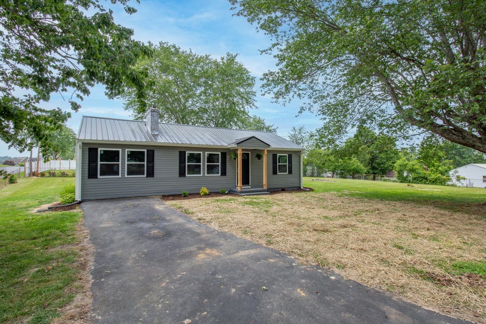 Photo #34: 122 Skyland Drive