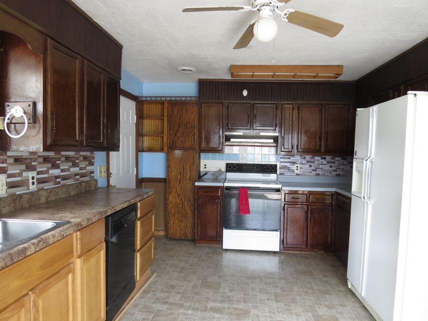 Photo #14: 2716 3rd Avenue E