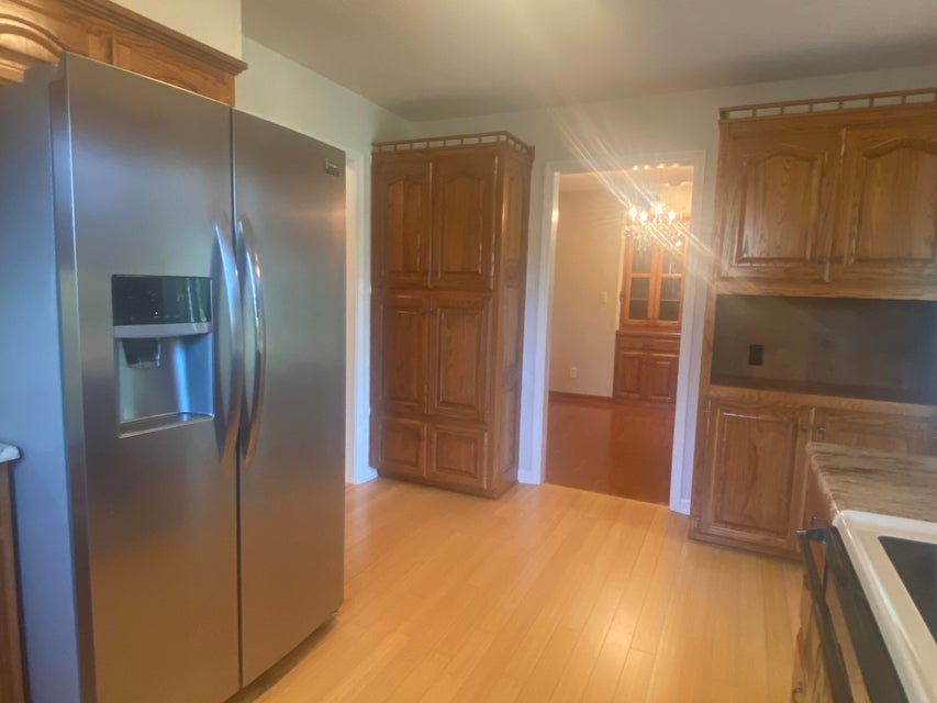 Photo #10: 102 Pickens Court
