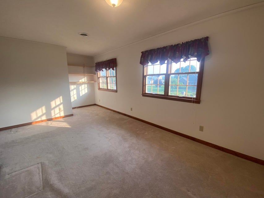 Photo #26: 102 Pickens Court