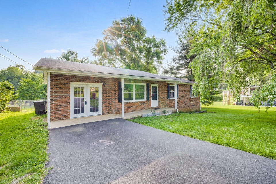 Photo #2: 104 Miner Circle
