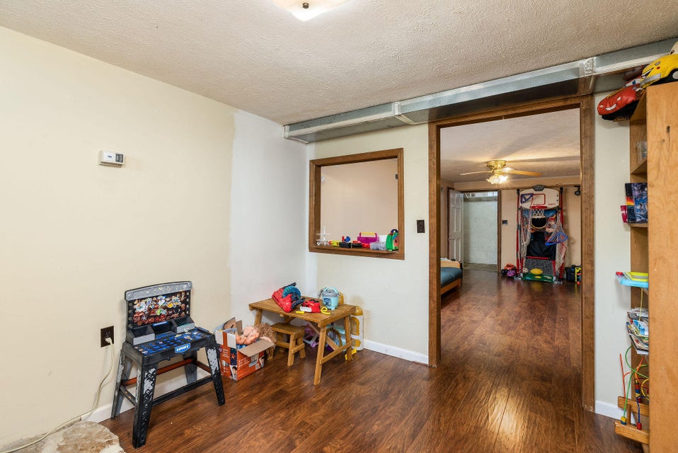 Photo #34: 220 Tarkington Street