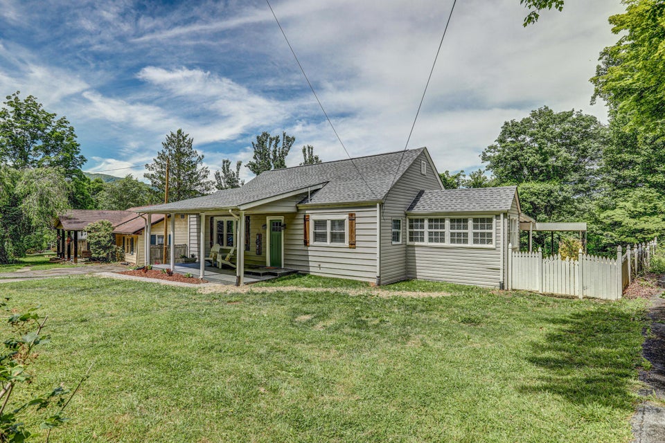 Photo #3: 2152 Old Lewis Road