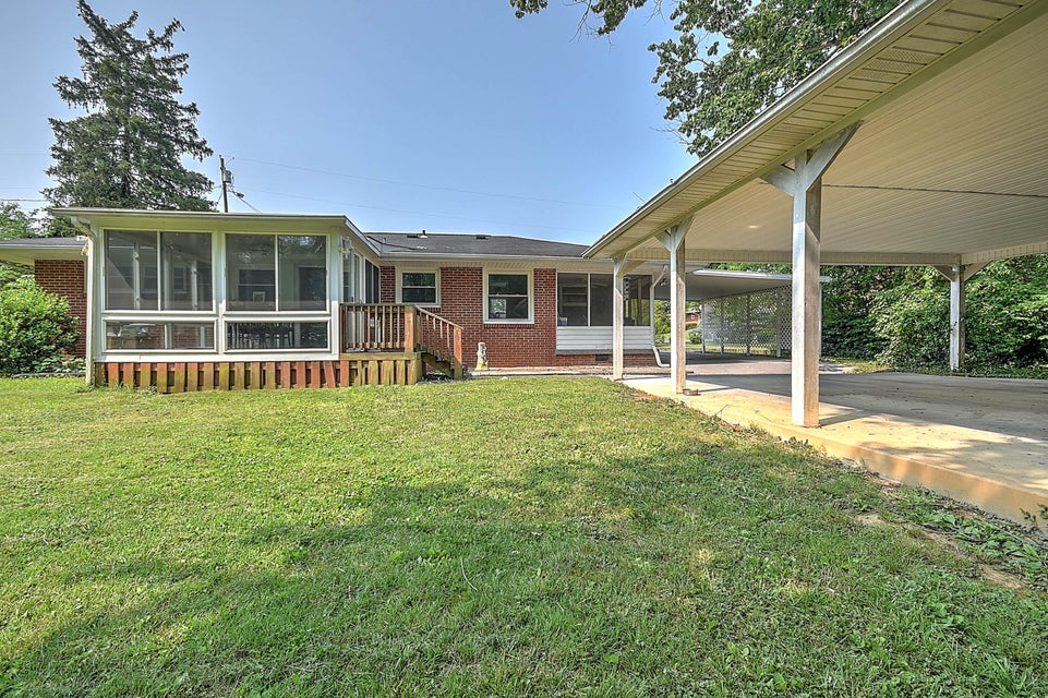 Photo #28: 277 De Lee Drive