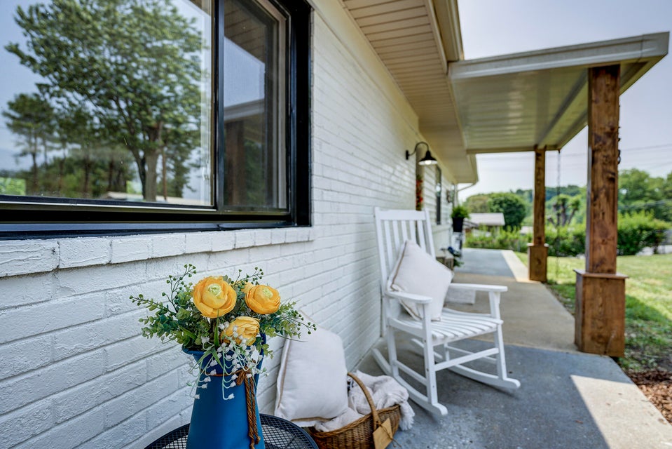 Photo #8: 138 Circleview Drive