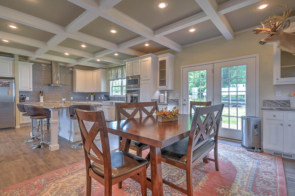 Photo #9: 259 Crussell Drive