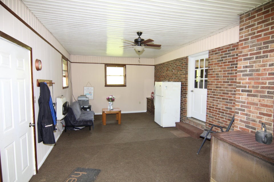 Photo #26: 408 Miller Road