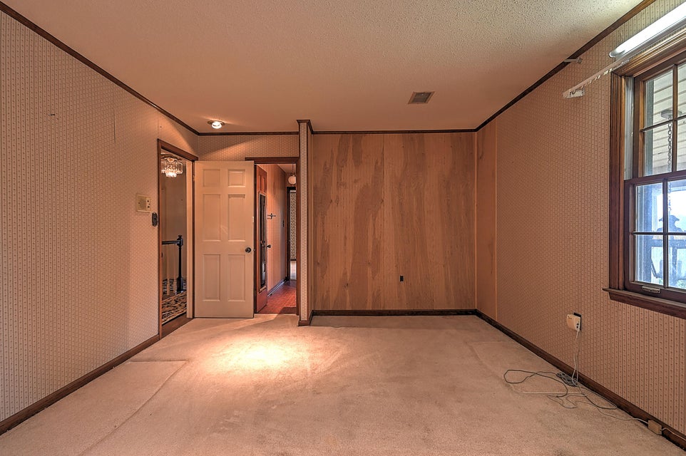 Photo #34: 255 Overlake Drive