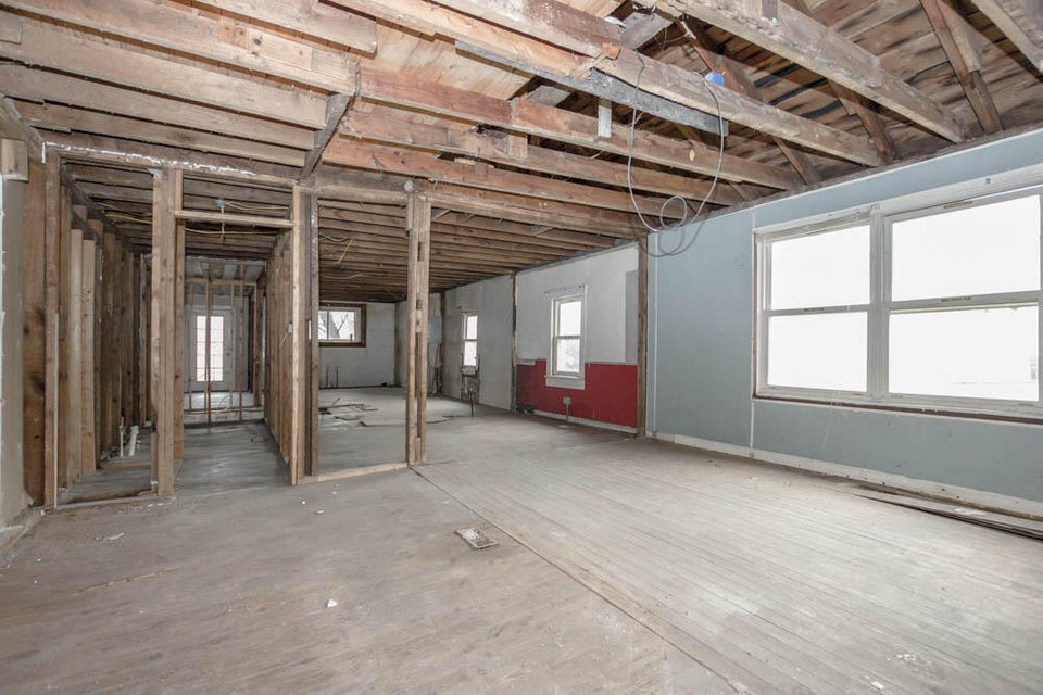 Photo #7: 226 Hillcrest Street